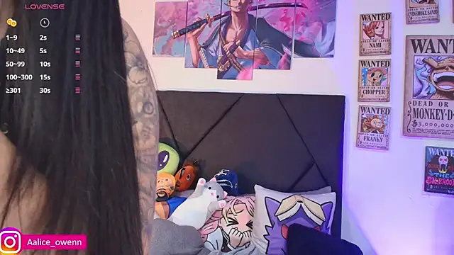 Aliceowenn online show from March 6, 6:04 pm