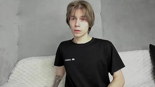 Makentoshi  online show from September 19, 5:46 pm