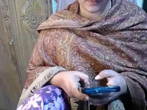 Snapshot of SohanaSabaSexy chatting on January 7, 5:31 pm SohanaSabaSexy online show from January 7, 5:31 pm