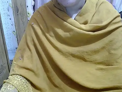 Snapshot of SohanaSabaSexy chatting on January 8, 4:44 pm SohanaSabaSexy online show from January 8, 4:44 pm