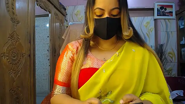 Snapshot of SohanaSabaSexy chatting on December 2, 1:00 am SohanaSabaSexy online show from December 2, 1:00 am