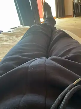 Snapshot of spanner91111 chatting on March 24, 9:58 am spanner91111 online show from March 24, 9:58 am