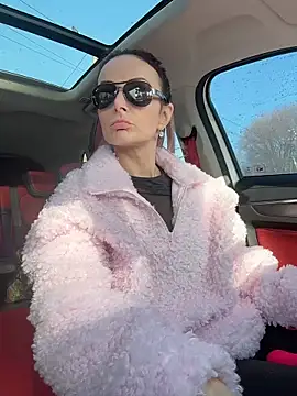  AHHA  online show from March 13, 8:43 am