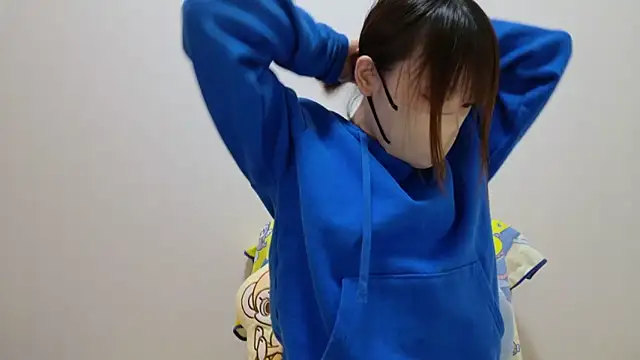 hi---chan- online show from December 27, 3:48 pm