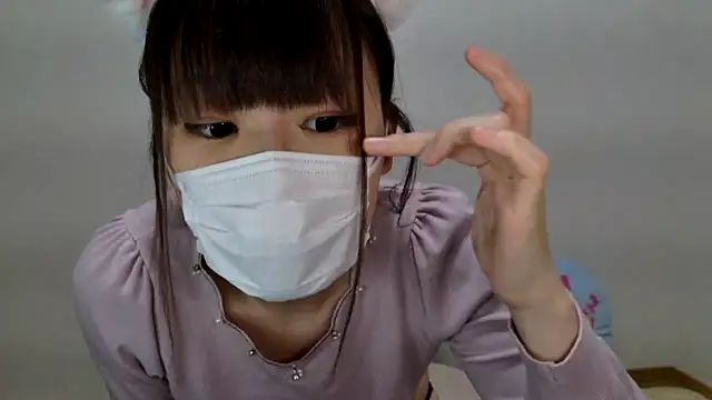 hi---chan- online show from March 7, 12:56 pm