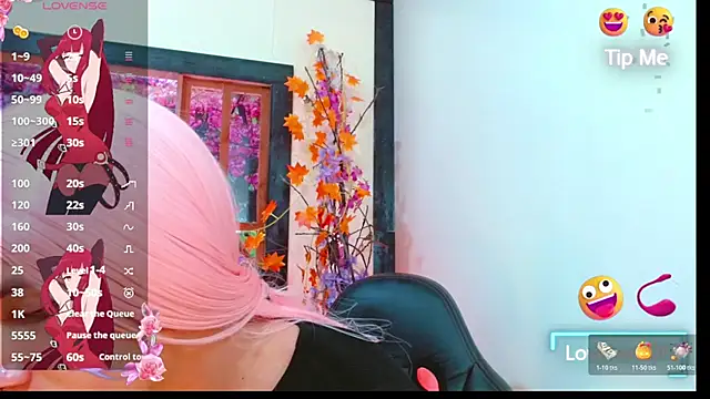 Victoria Kastelo online show from October 31, 2:07 pm