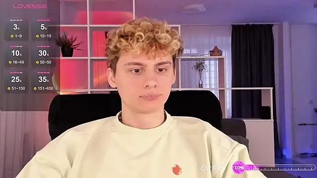 Snapshot of sunnyburn_boy chatting on December 25, 7:46 am sunnyburn boy online show from December 25, 7:46 am