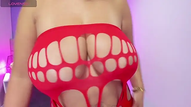 Snapshot of Alicebrooks_ chatting on February 4, 12:33 pm Alicebrooks online show from February 4, 12:33 pm