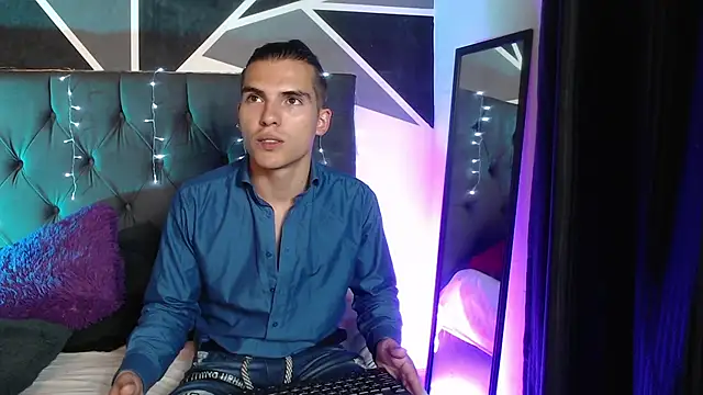  Tattoo Couple online show from January 14, 9:51 pm