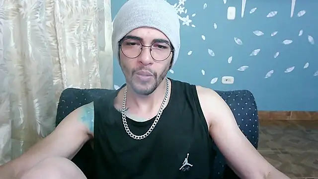 Snapshot of ponzothc chatting on September 27, 7:52 pm ponzothc online show from September 27, 7:52 pm