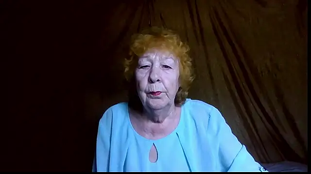 Snapshot of _Estelitta_5 chatting on July 29, 9:18 am Estelitta 5 online show from July 29, 9:18 am