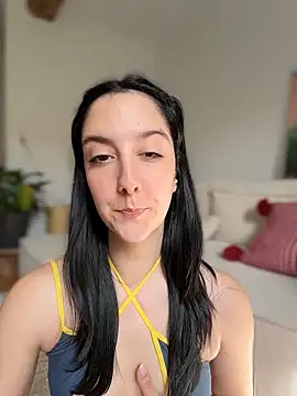  Juliette online show from March 13, 1:18 pm