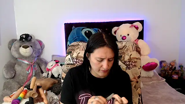 Lorenahot 06 online show from November 25, 7:25 pm