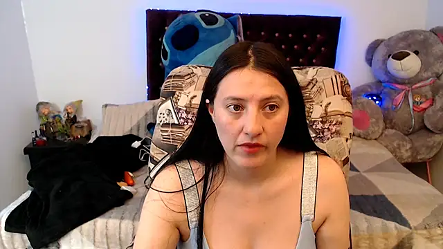 Lorenahot 06 online show from April 22, 6:20 pm