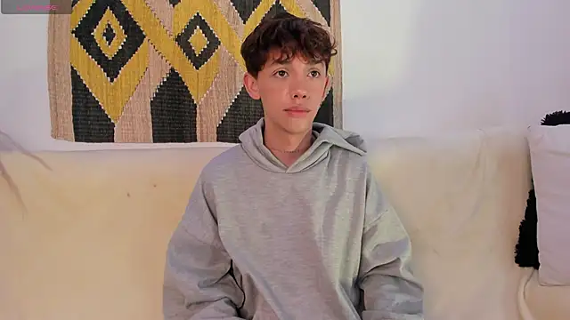 Tomy Rox online show from February 21, 11:43 pm