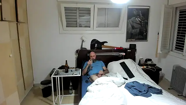 Snapshot of CTPuIITu3 chatting on December 12, 8:32 pm CTPuIITu3 online show from December 12, 8:32 pm