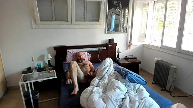 Snapshot of CTPuIITu3 chatting on March 13, 5:54 am CTPuIITu3 online show from March 13, 5:54 am