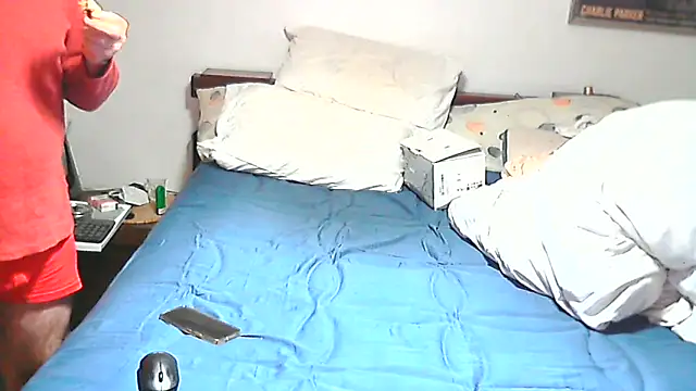 Snapshot of CTPuIITu3 chatting on February 3, 8:25 pm CTPuIITu3 online show from February 3, 8:25 pm