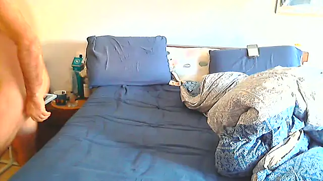 Snapshot of CTPuIITu3 chatting on February 13, 7:04 am CTPuIITu3 online show from February 13, 7:04 am