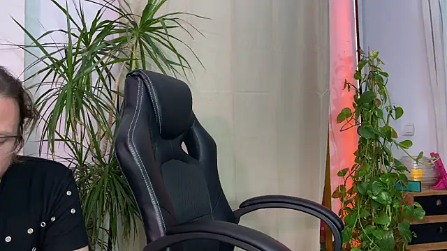 TheWildMiu online show from December 11, 12:33 am