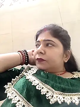 Husnpari20 online show from February 5, 4:06 am