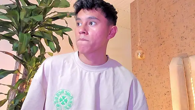 Angel esteban fx online show from February 8, 7:04 am