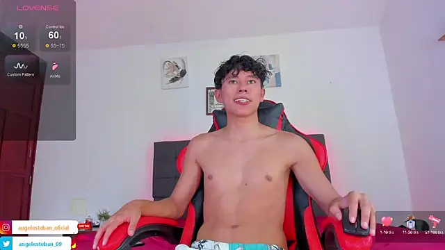 Angel esteban fx online show from October 4, 8:40 pm