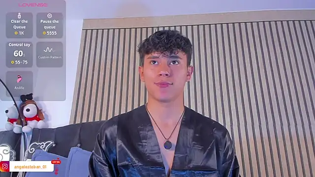 Angel esteban fx online show from March 11, 7:53 pm