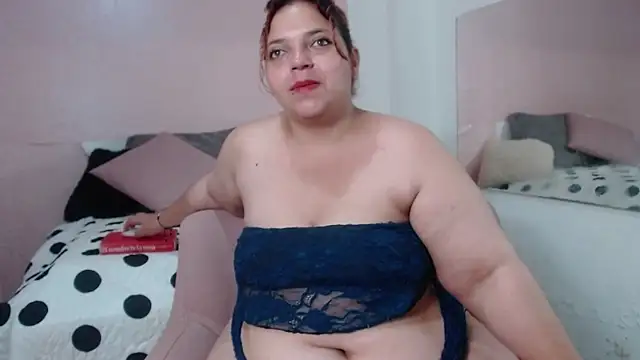 pamelavillaloboss online show from April 14, 1:11 am