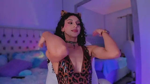 Snapshot of MiissCharlotte chatting on October 29, 3:09 am MiissCharlotte online show from October 29, 3:09 am