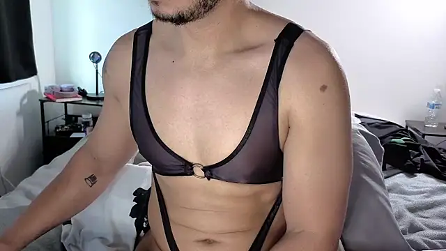 berriess  online show from April 15, 12:01 pm