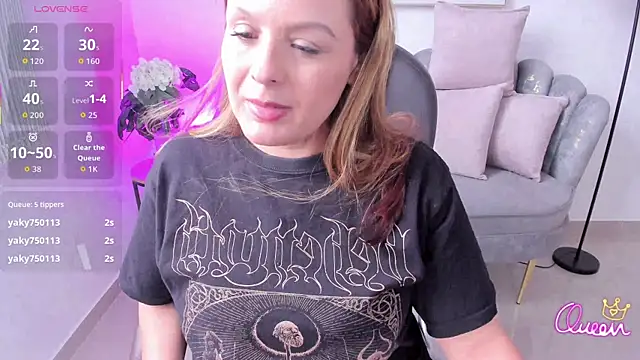 Aida adams online show from April 19, 6:10 pm