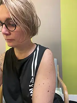 marinella07 online show from February 24, 1:31 pm