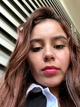 Juanelopez1 online show from November 13, 7:35 pm