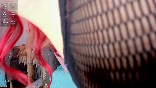 scarlett johs online show from September 10, 1:11 pm