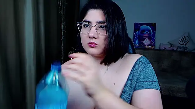 Crazy Bunya online show from December 16, 1:43 pm