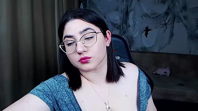 Crazy Bunya online show from November 8, 1:33 pm