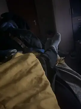 Snapshot of FreshWonder0 chatting on December 14, 9:19 pm FreshWonder0 online show from December 14, 9:19 pm