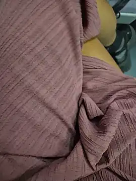 SexyErola27 online show from October 7, 9:17 am