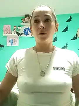 emilypoppy3 online show from February 26, 8:11 pm