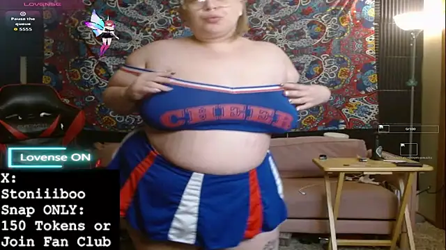 Stoniiiboo online show from November 5, 1:22 pm