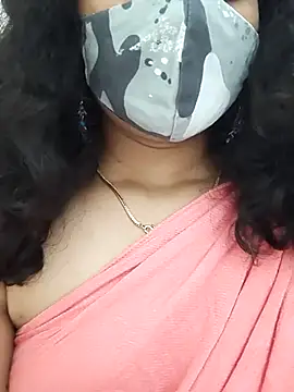 Snapshot of Angleannie chatting on October 13, 3:28 am Angleannie online show from October 13, 3:28 am