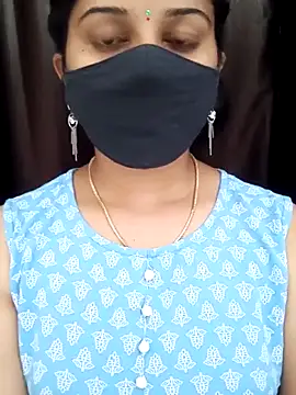 Angleannie online show from November 17, 8:09 am