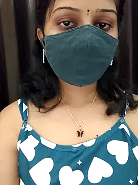 Angleannie online show from April 5, 5:54 pm