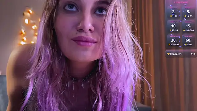 Snapshot of Femdom_Lola chatting on January 4, 2:46 pm Femdom Lola online show from January 4, 2:46 pm