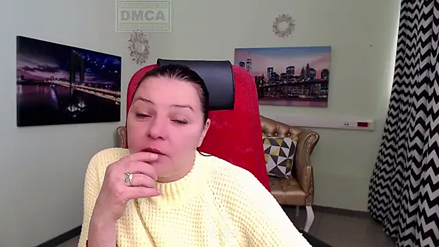 Lily flower7 online show from April 29, 4:49 am
