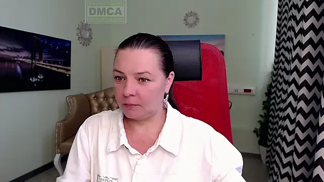 Lily flower7 online show from May 20, 5:57 am