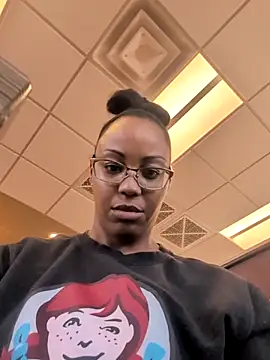 samone9 online show from January 18, 6:44 pm