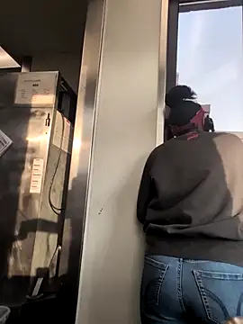 samone9 online show from February 5, 2:11 pm