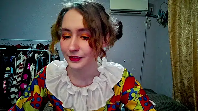 JoannaTompson online show from March 22, 1:54 am